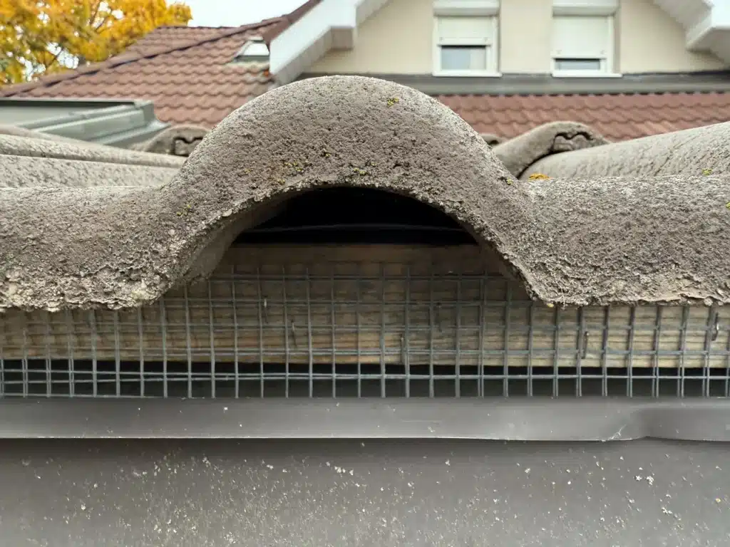 Pletivo GARDEN ZN 500/12,7×12,7/0,8 mm – náhrada za plastové vrabčáky, ochrana strechy pred kunami.