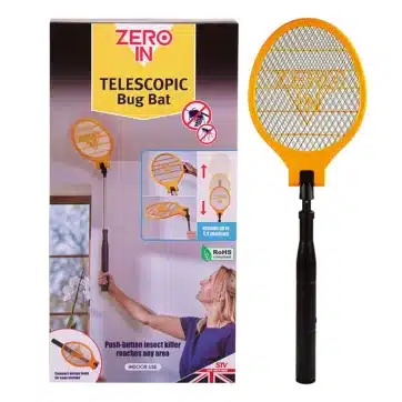 Oranžovo-čierna Teleskopická elektrická plácačka na hmyz Zero In STV883 s vysunutou rukoväťou